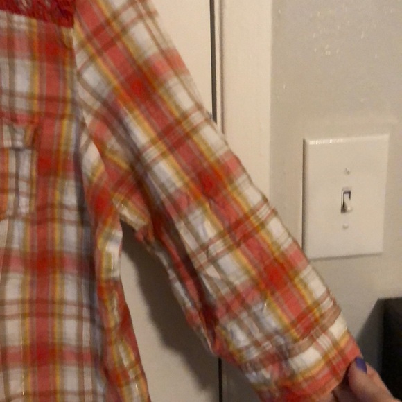 Red Ranch 1/4 sleeve snap down - Picture 4 of 6